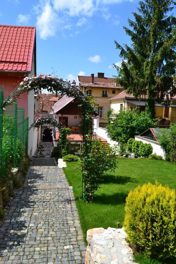 Casa Veche Aparthotel Braşov Eksteriør bilde